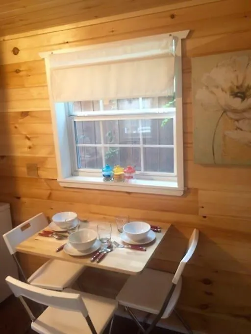 Tiny House Toronto Hotel 0*,  Canada