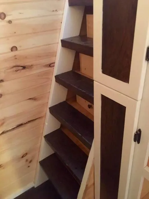 Tiny House Toronto Hotel